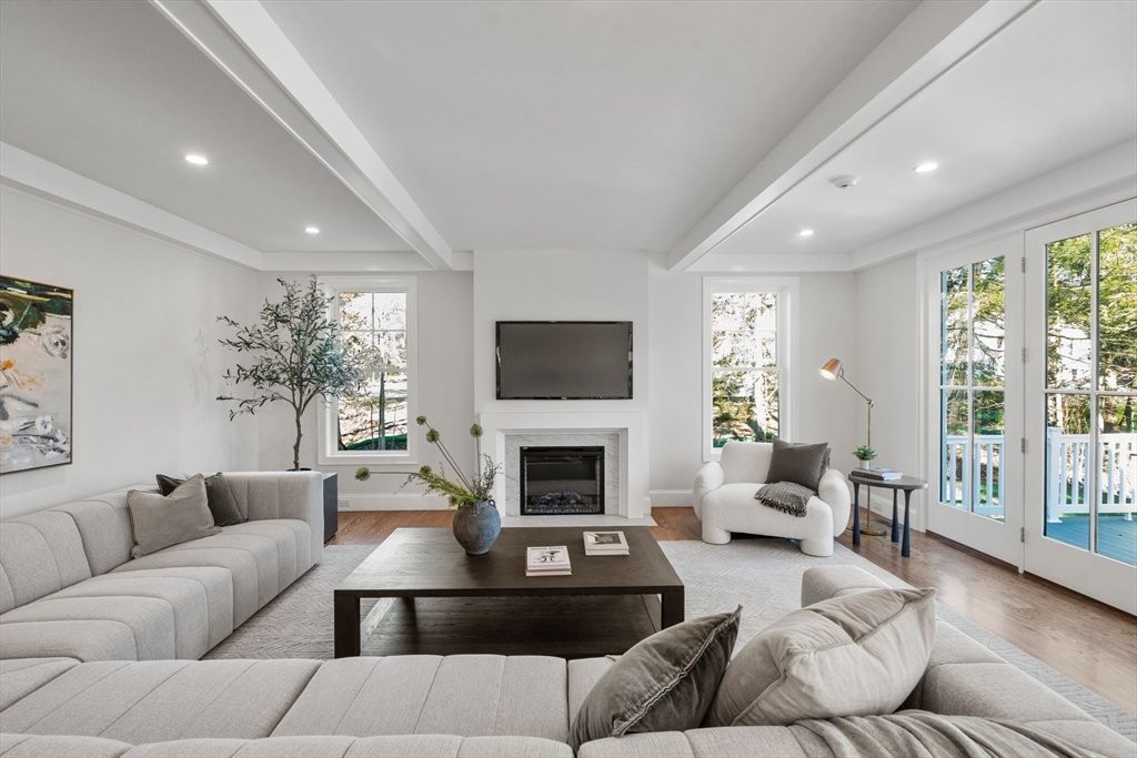 House in Wellesley, Massachusetts, United States 3 - 16544559