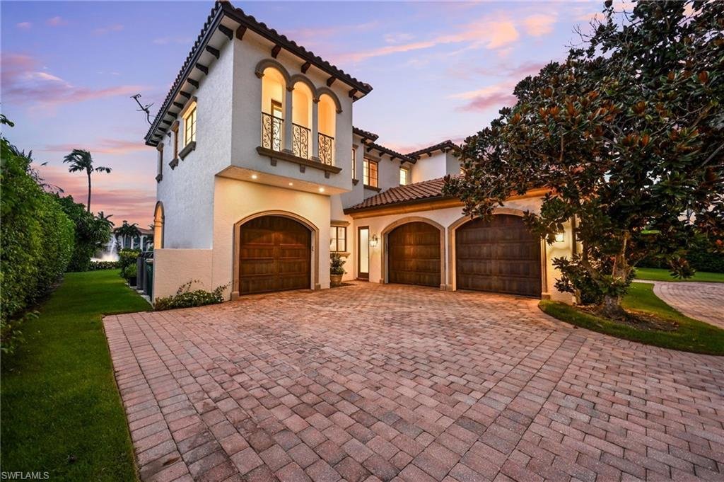 House in Naples, Florida, United States 4 - 16704672