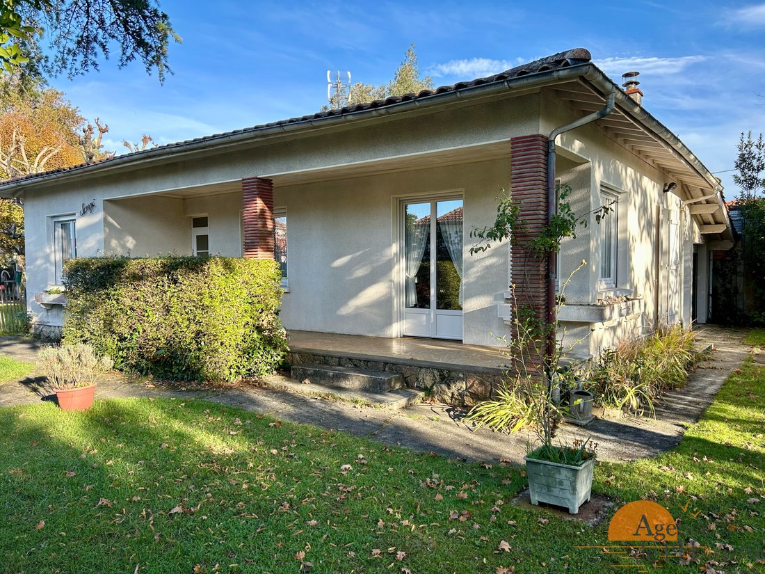 House in Ares, Nouvelle-Aquitaine, France 1 - 16703650