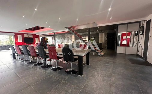 Castle for Sale in Arras, Hauts-de-France, France