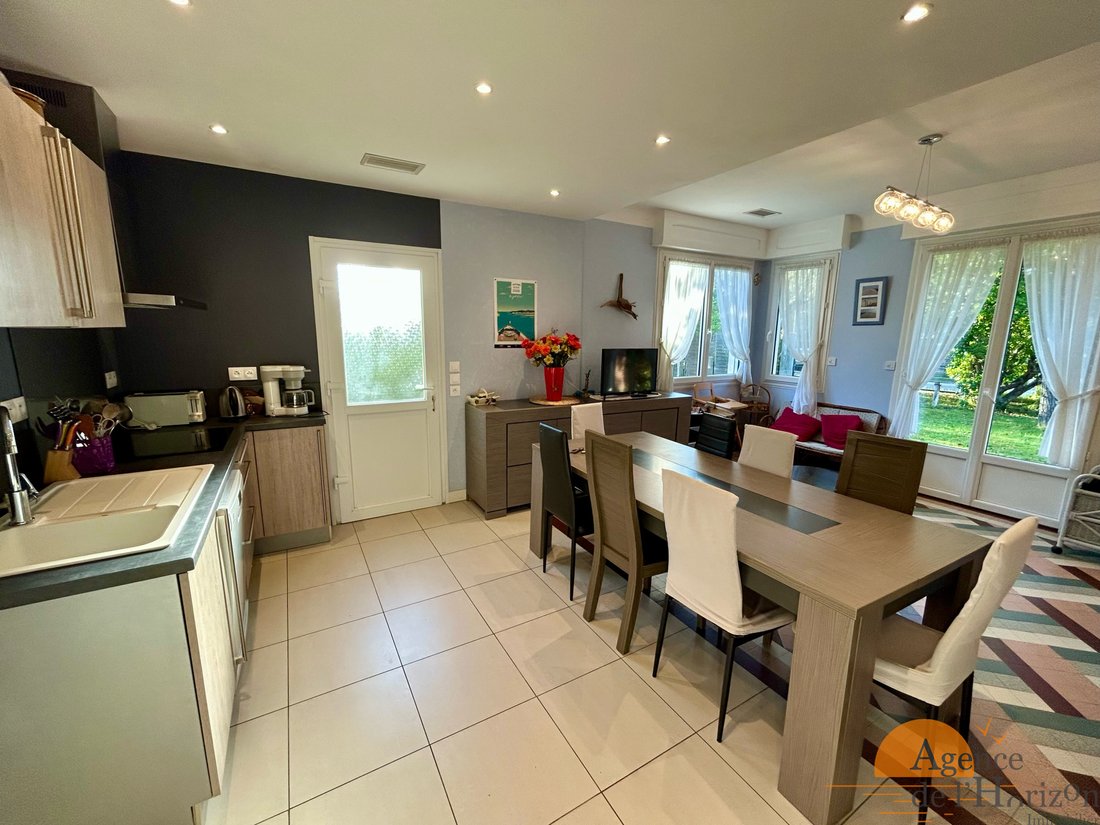 House in Ares, Nouvelle-Aquitaine, France 4 - 16703650