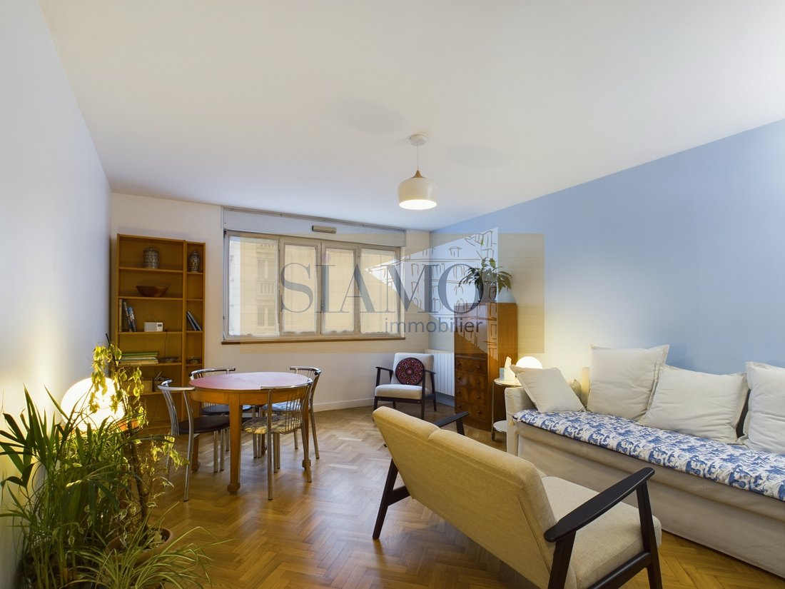 Apartment in Saint-Mande, Ile-de-France, France 1 - 16703644