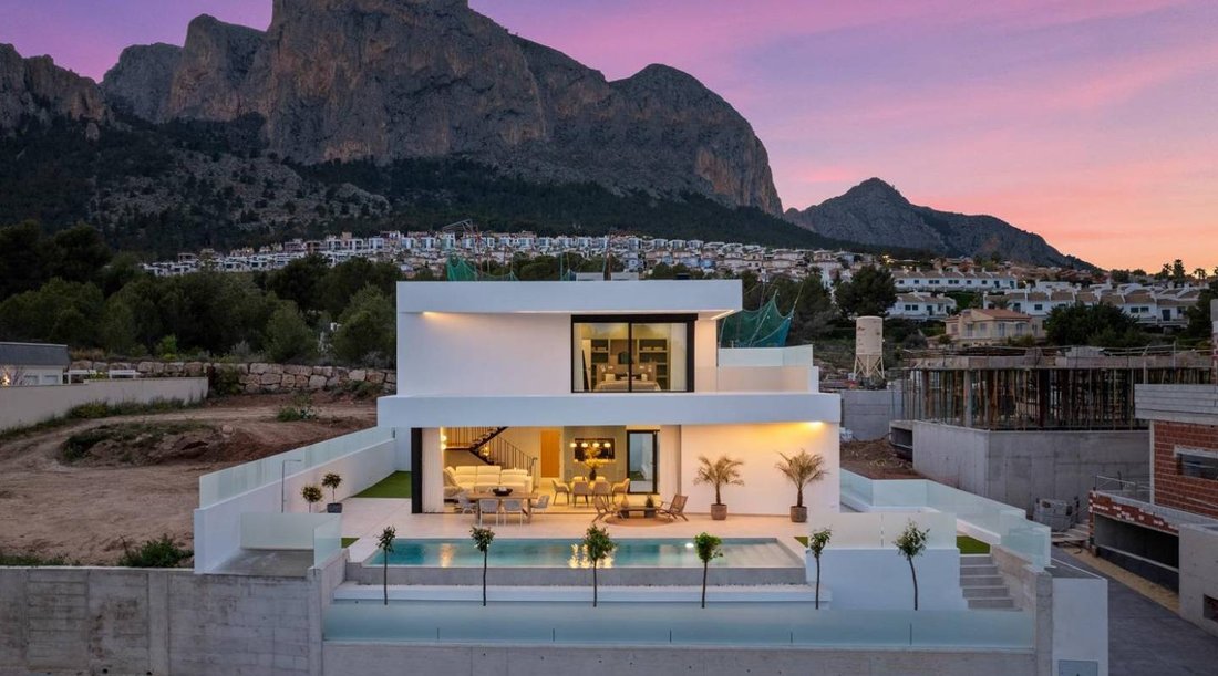 Villa in Polop, Valencian Community, Spain 1 - 16704143