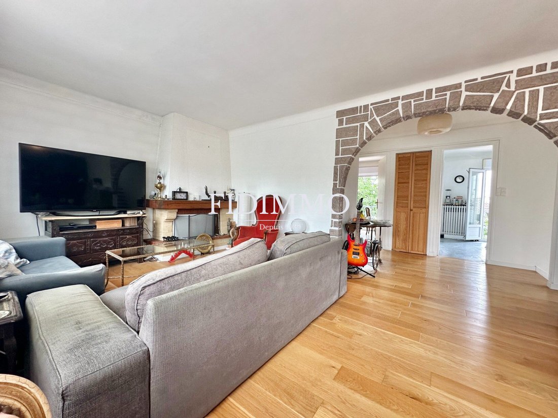 House in Sucy-en-Brie, Ile-de-France, France 3 - 16704974