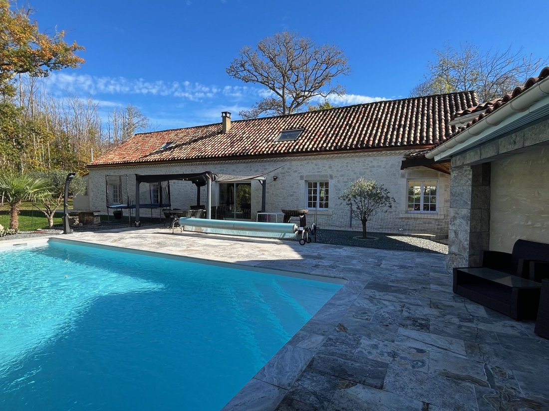 House in Lamonzie-Montastruc, Nouvelle-Aquitaine, France 3 - 16704993