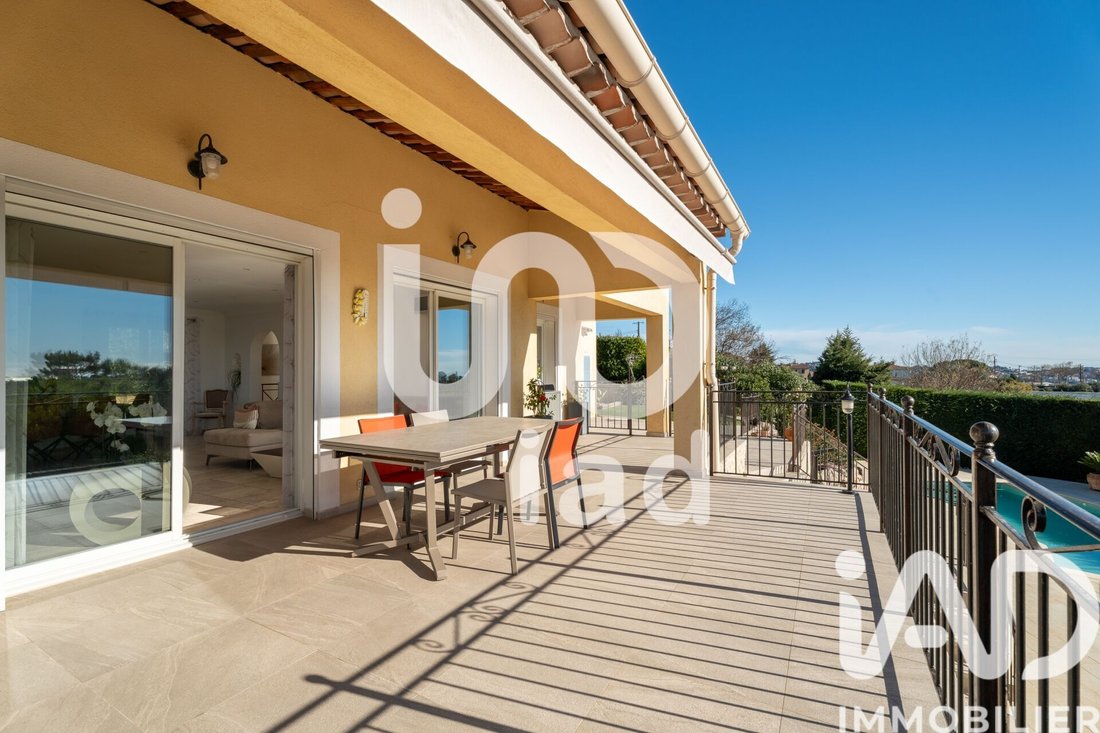 House in Saint-Laurent-du-Var, Provence-Alpes-Côte d'Azur, France 5 - 16705185