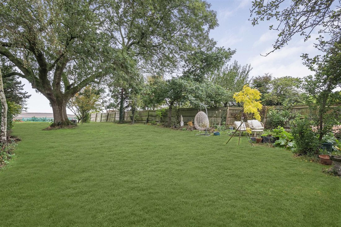 House in Charndon, England 4 - 16703744