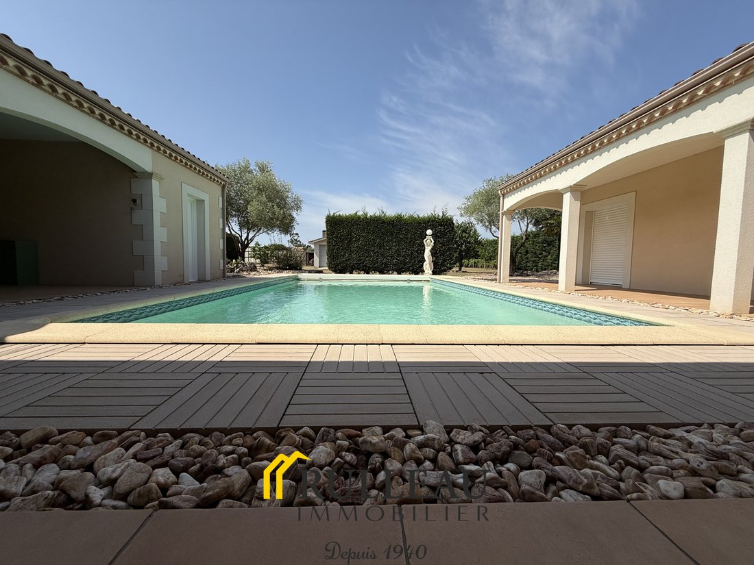 House in Chemin de la Vie, Ambares-et-Lagrave, France 3 - 16703574