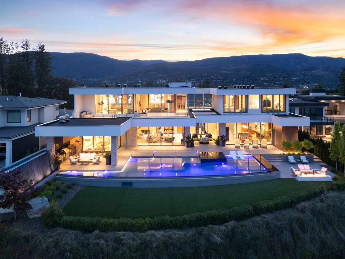 House in West Kelowna, British Columbia, Canada 3 - 16704395