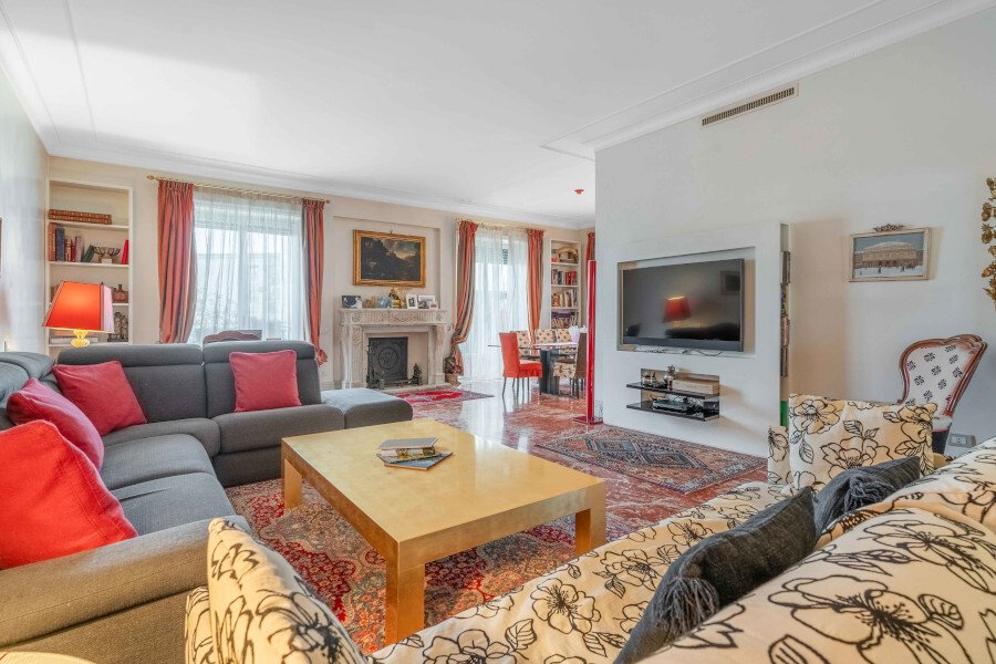 Apartment in Garibaldi - Porta Venezia, Milan, Lombardy 1 - 16703452