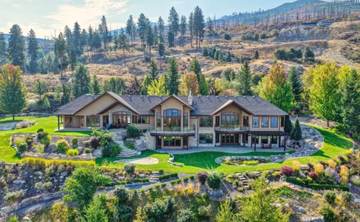 House in Kelowna, British Columbia, Canada 1