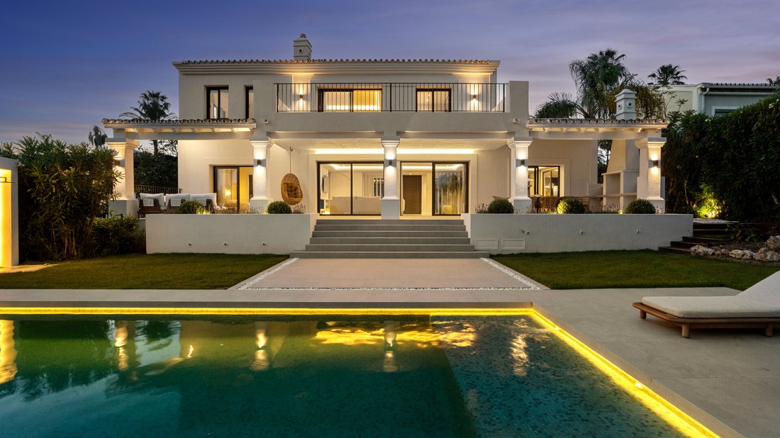 Villa in Nueva Andalucia, Marbella, Spain 1 - 16705281
