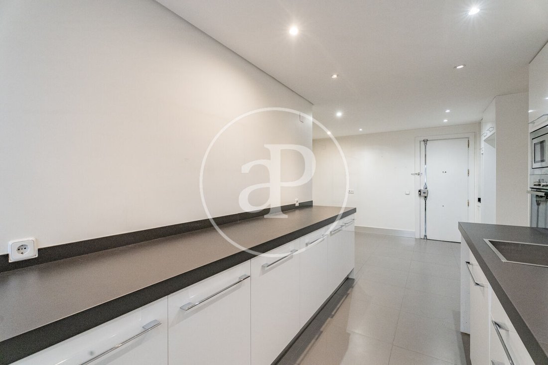 Apartment in Chamberi, Madrid, Spain 5 - 16705547