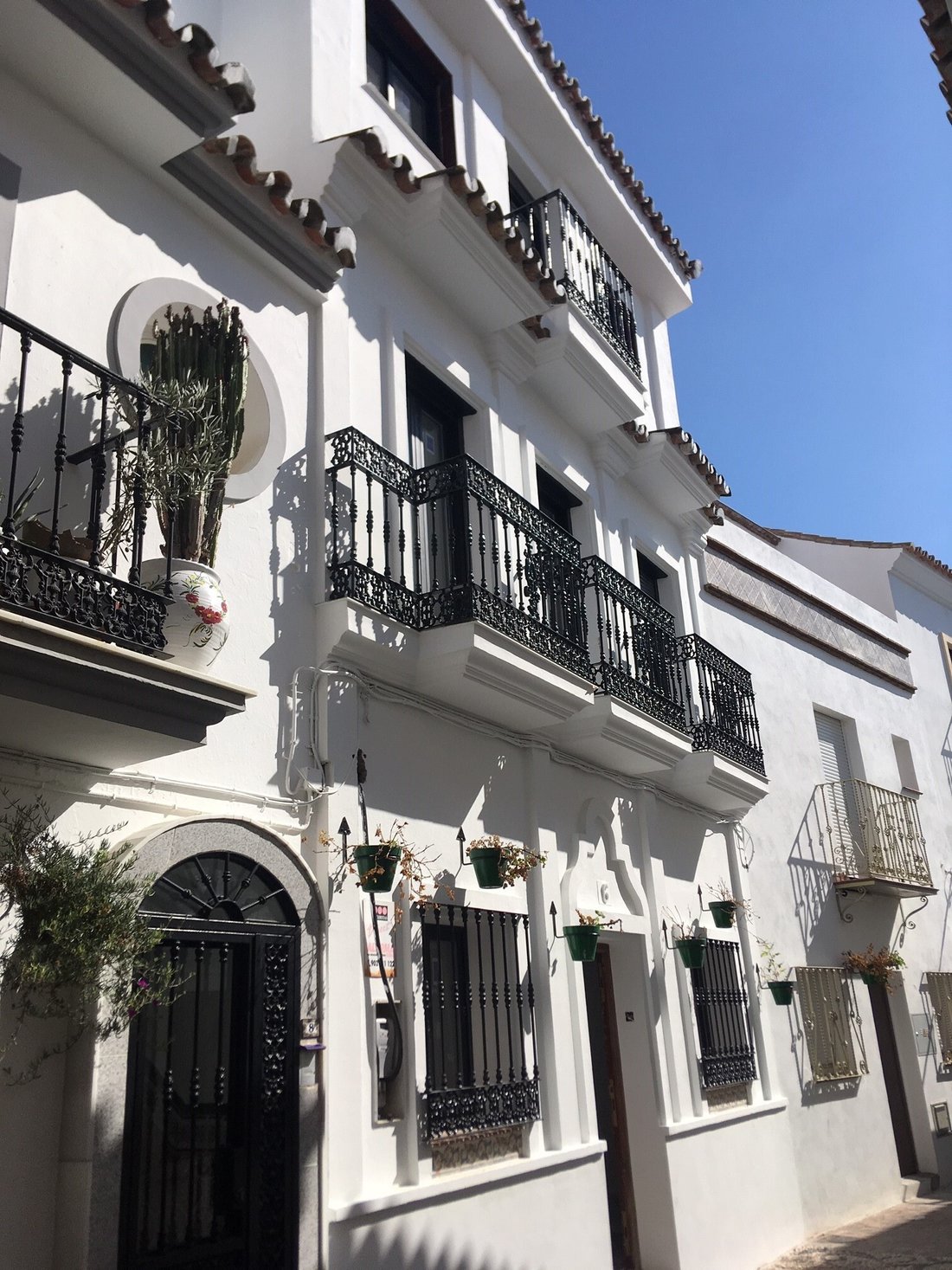 Townhouse in Estepona, Andalusia, Spain 2 - 16705472