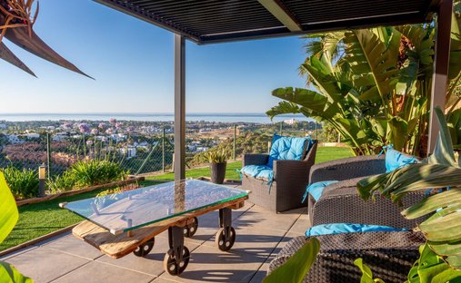 House in El Paraíso, Benahavis, Spain 1