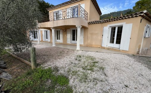Villa in La Motte, Provence-Alpes-Côte d'Azur, France 1