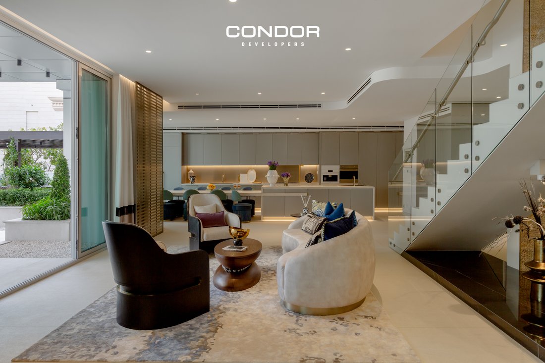 Villa in Dubai, United Arab Emirates 1 - 16706375