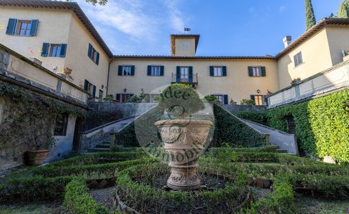 Villa in Pian dei Giullari, Florenz, Italien 1