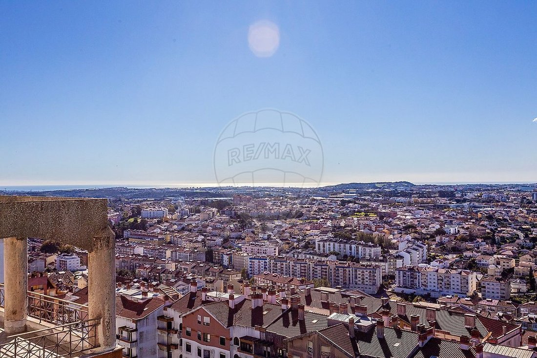 Apartment in Algueirao-Mem Martins, Lisbon, Portugal 1 - 16705709