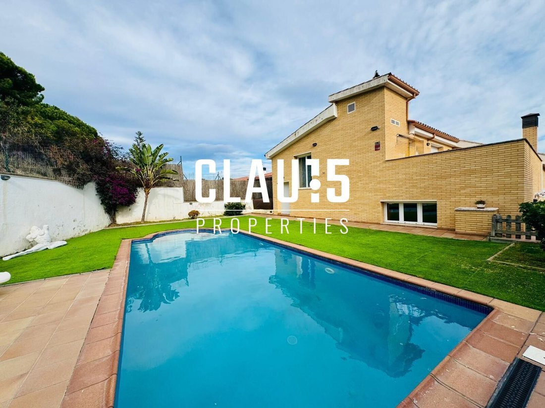 House in Canet De Mar, Catalonia, Spain 1 - 16705628