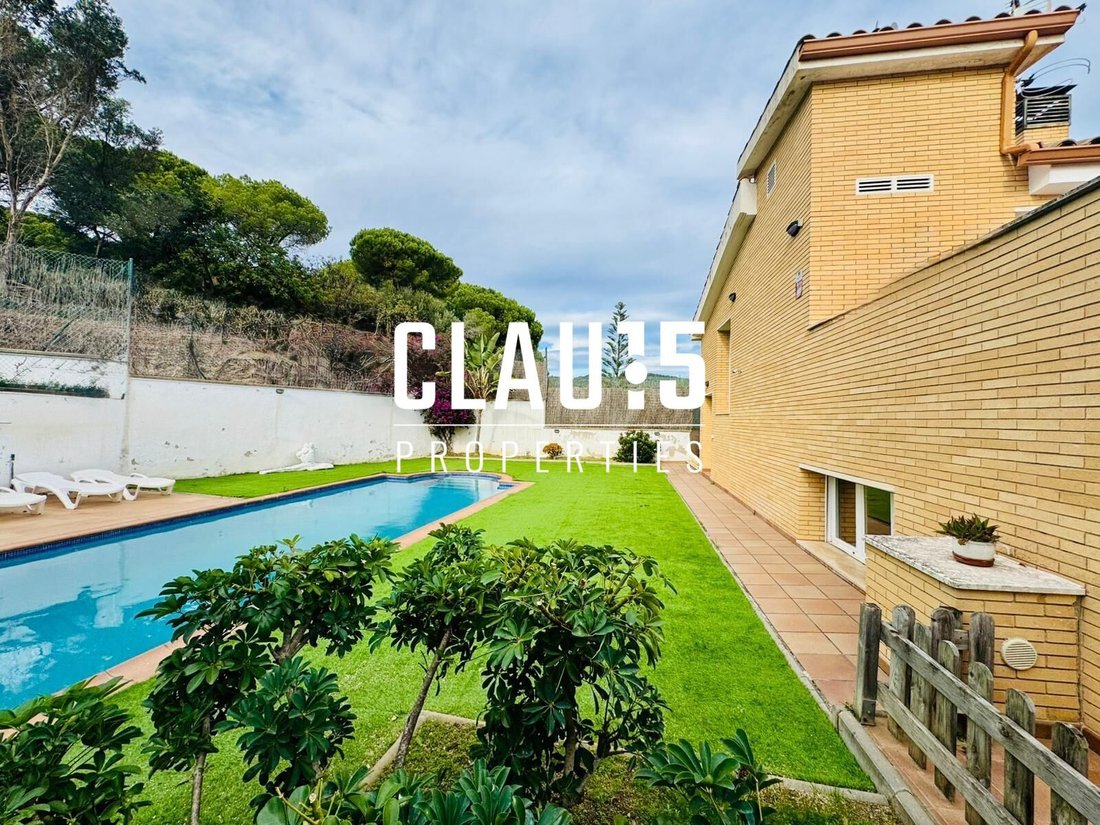 House in Canet De Mar, Catalonia, Spain 3 - 16705628