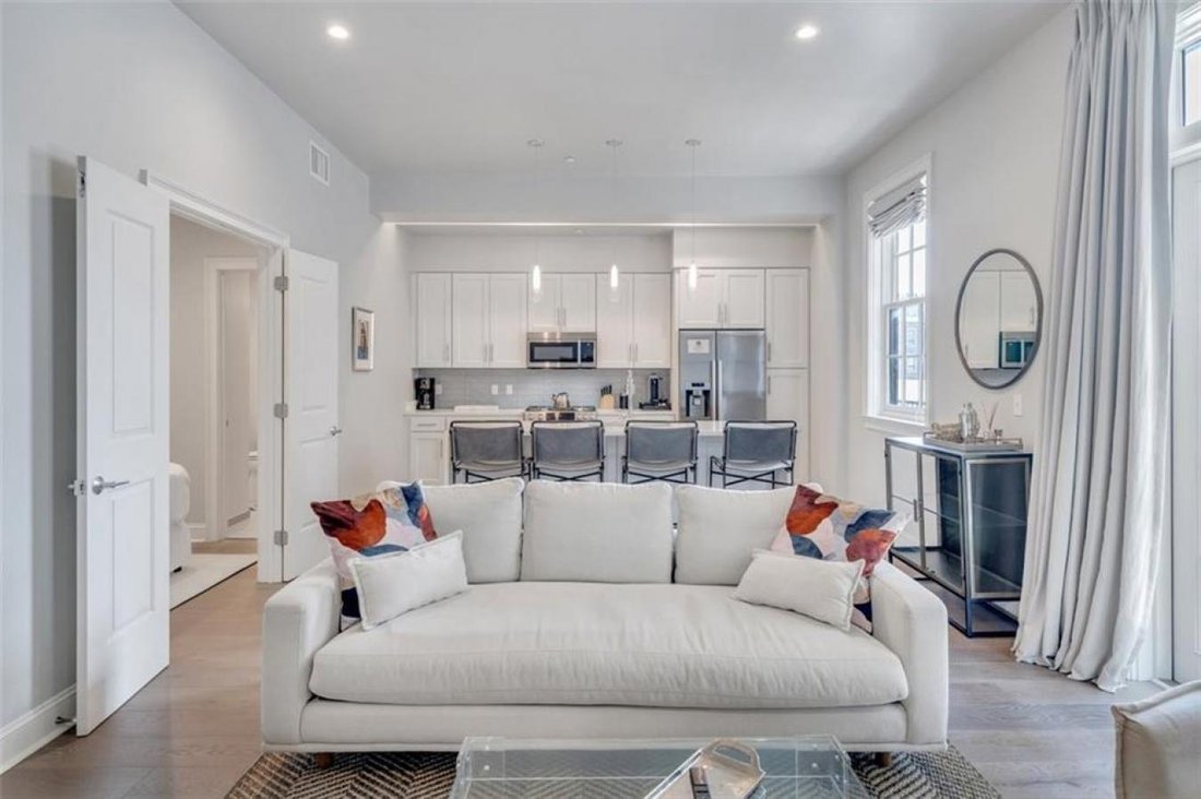 Condo in New Orleans, Louisiana, United States 4 - 16705733