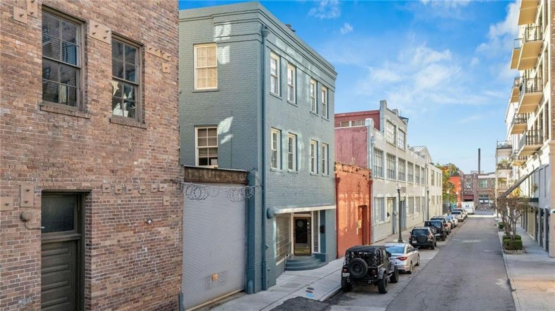 Condo in New Orleans, Louisiana, United States 1 - 16705734