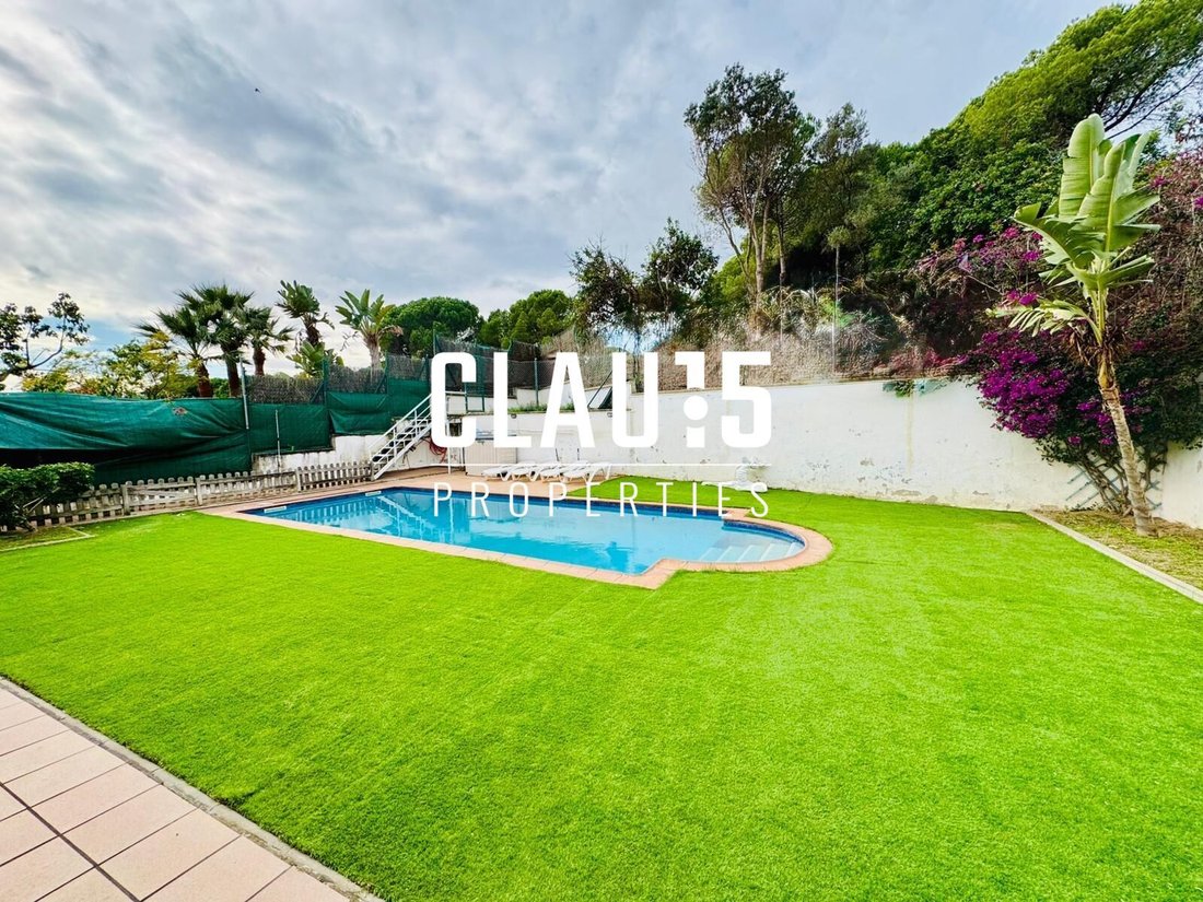House in Canet De Mar, Catalonia, Spain 2 - 16705628
