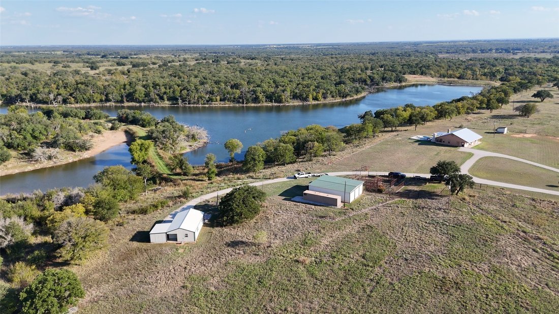 House in De Leon, Texas, United States 1 - 16705891
