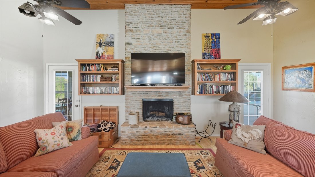 House in De Leon, Texas, United States 4 - 16705891