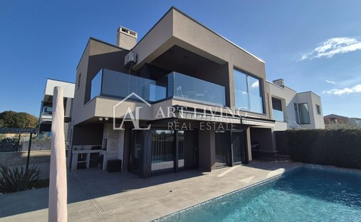 House in Porec, Istria County, Croatia 1