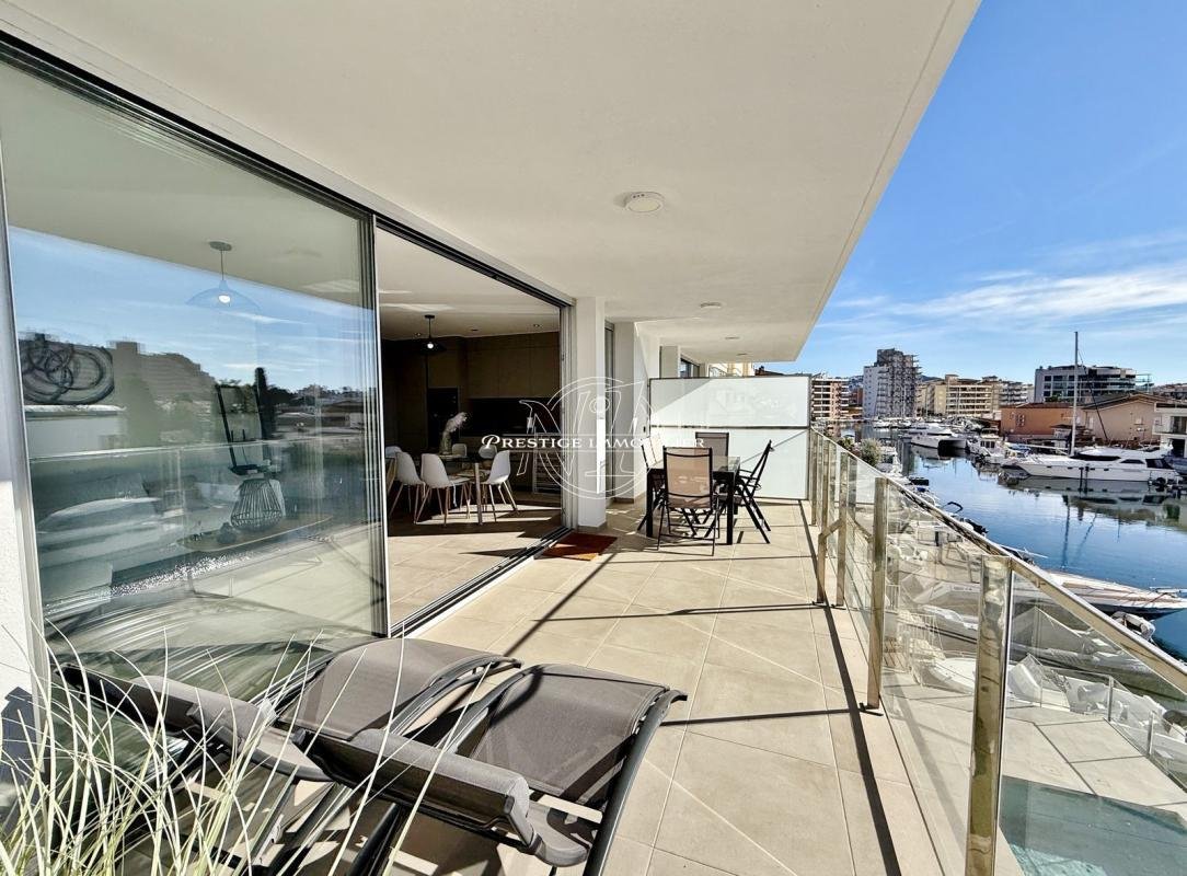 Apartment in Roses, Catalonia, Spain 1 - 16705466