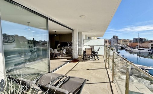 Apartment in Roses, Catalonia, Spain 1