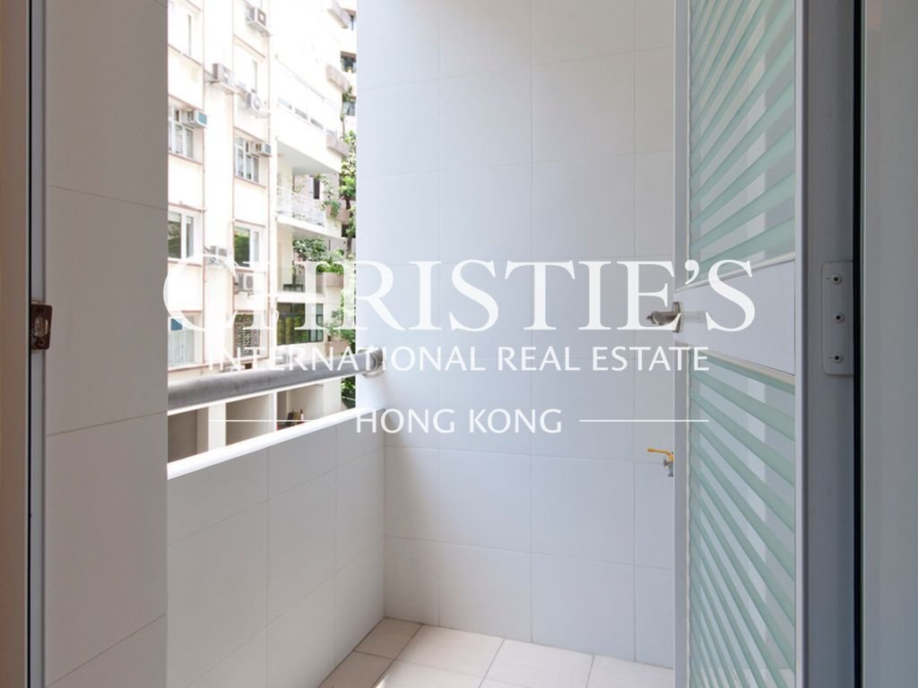 Apartment in Hong Kong, Hong Kong 2 - 16706264