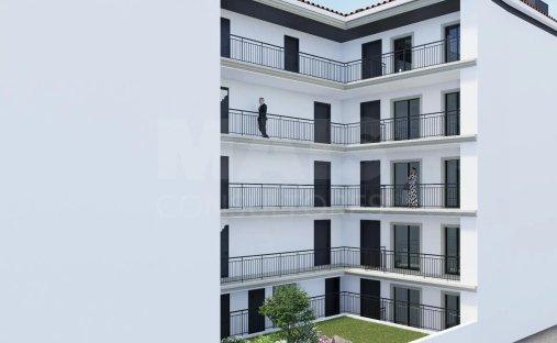Land in Vialonga, Lisbon, Portugal 1