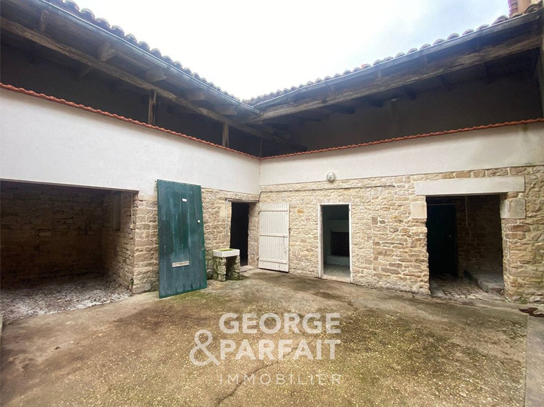 House in Sainte-Marie-de-Ré, Nouvelle-Aquitaine, France 2 - 16705497