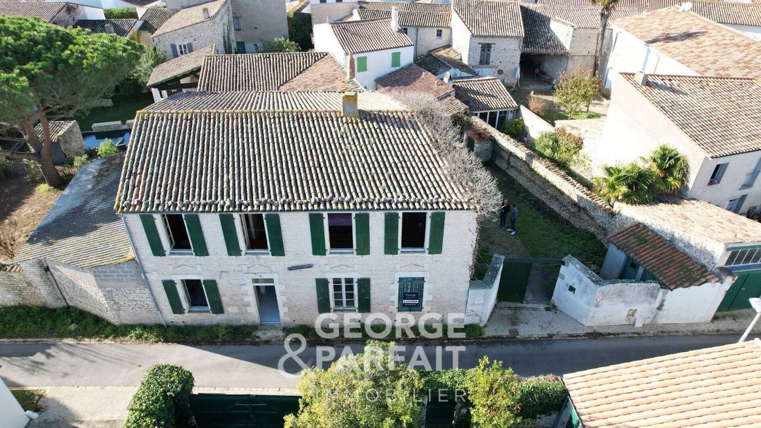 House in Sainte-Marie-de-Ré, Nouvelle-Aquitaine, France 1 - 16705497