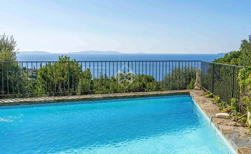 Villa in Le Lavandou, Provence-Alpes-Côte d'Azur, France 1