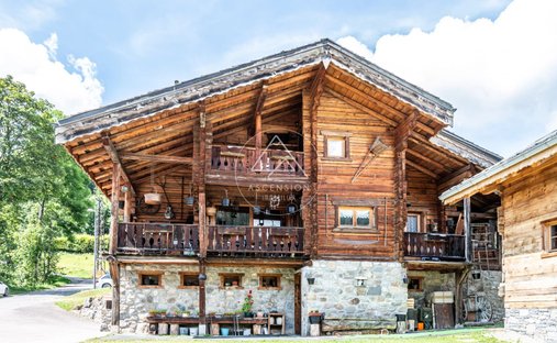 Chalet in Les Gets, Auvergne-Rhône-Alpes, France 1