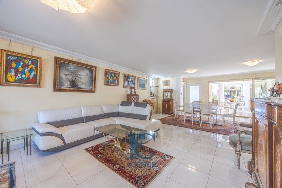 Wohnung in Sanary-sur-Mer, Provence-Alpes-Côte d'Azur, Frankreich 4 - 16708416