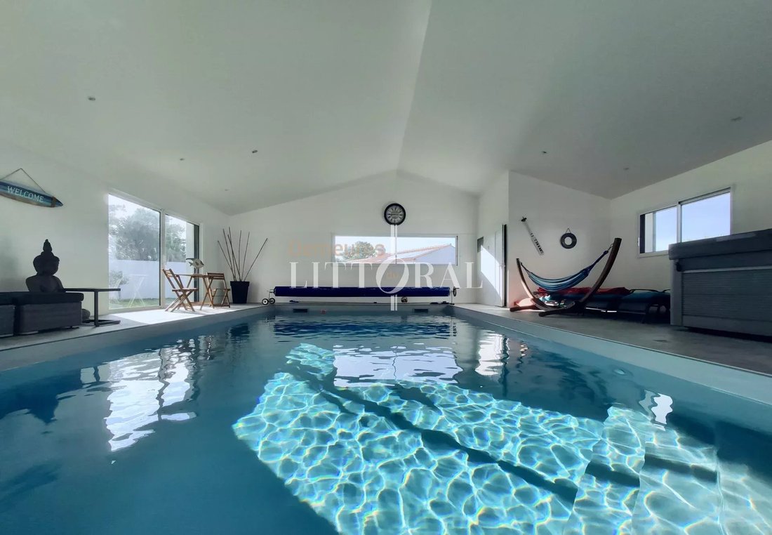 House in Saint-Hilaire-de-Riez, Pays de la Loire, France 3 - 16706891