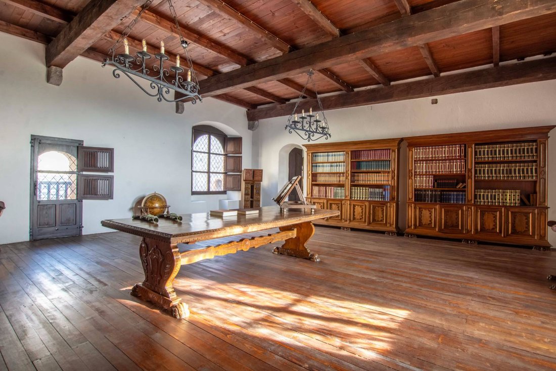 Villa in Montalto Dora, Piedmont, Italy 3 - 16708851