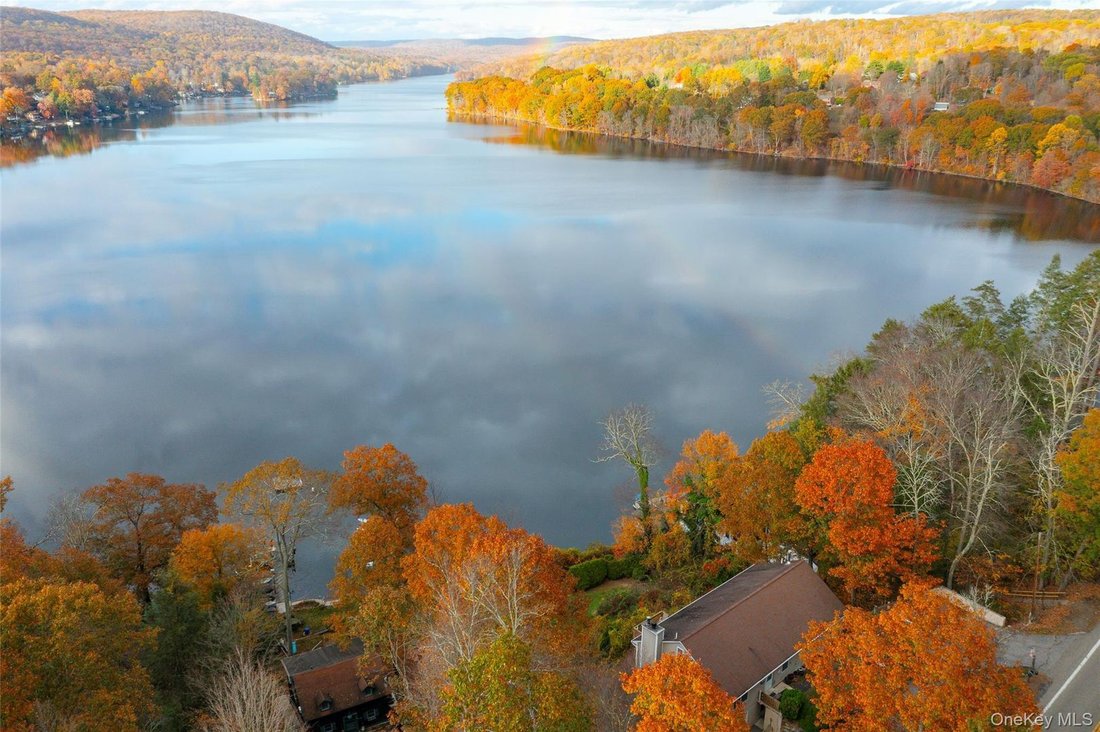 House in Holmes, New York, United States 3 - 16640711