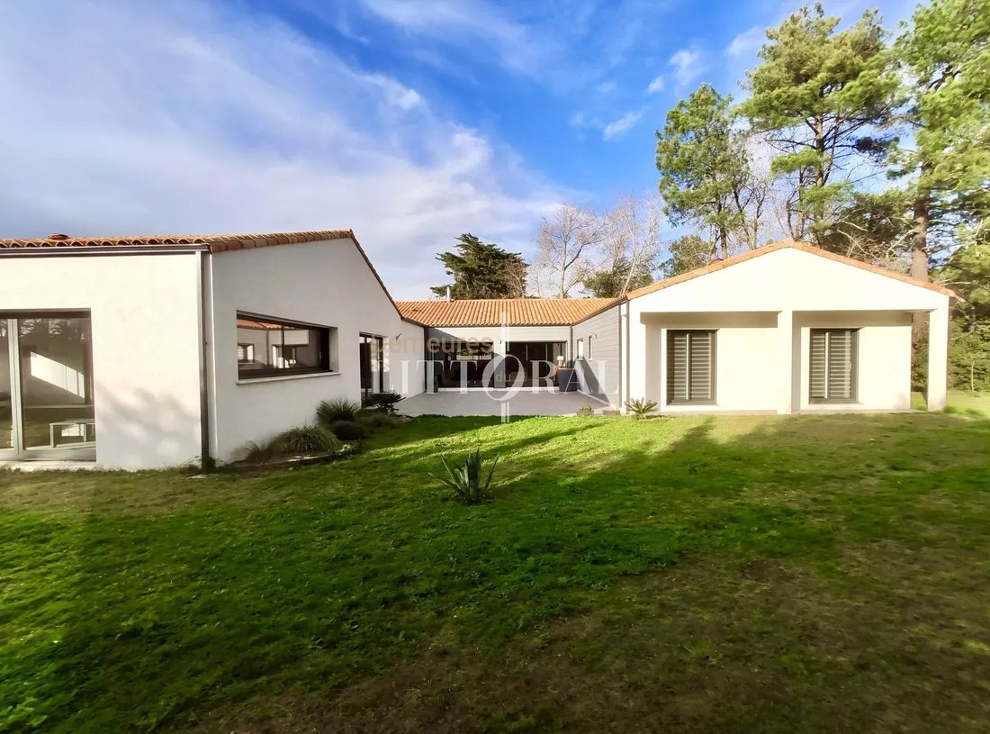 House in Saint-Hilaire-de-Riez, Pays de la Loire, France 2 - 16706891