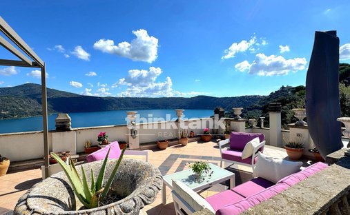 Apartment in Castel Gandolfo, Lazio, Italy 1