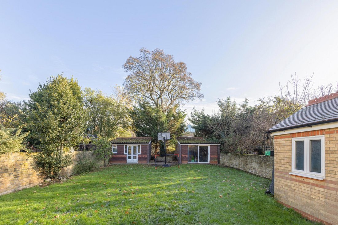House in West Ealing, Ealing, England 2 - 16708320