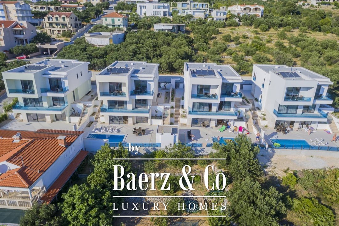 Villa en Makarska, Split-Dalmacia, Croacia 2 - 13113464