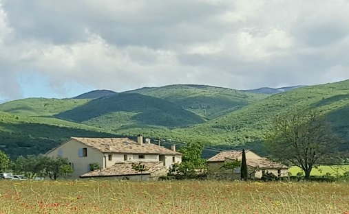 Castle for Sale in Forcalquier, Provence-Alpes-Côte d'Azur, France