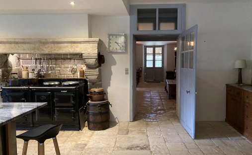 Between Poitiers And Parthenay 15th And 19th Century Chateau 9.75ha Of Parkland