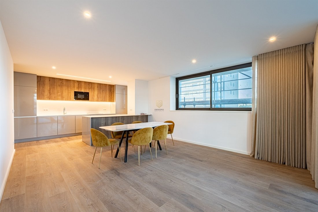 Apartment in Matosinhos e Leca da Palmeira, Porto District, Portugal 3 - 16404248
